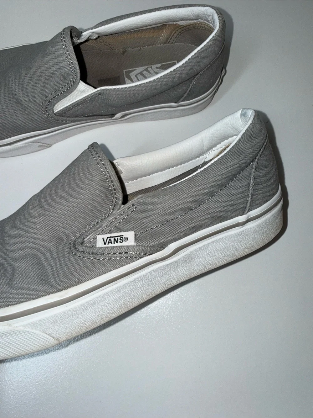 Vans Asher Charcoal Gray Slip On Classic Sneakers Unisex 7.5 Women’s 6 Men’s